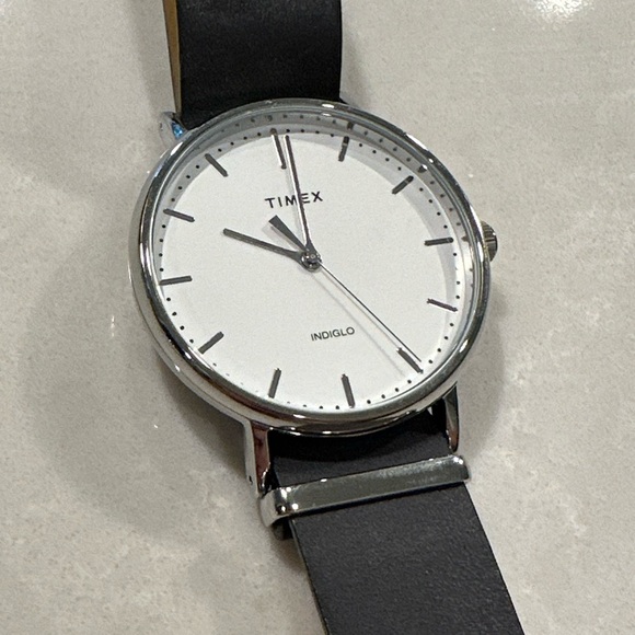 Timex Watch - Picture 3 of 7